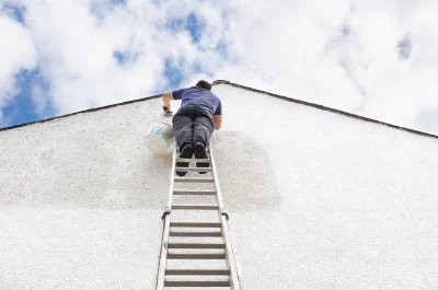 Peinture extérieure à Saint-Macaire-du-Bois — façades et ravalement